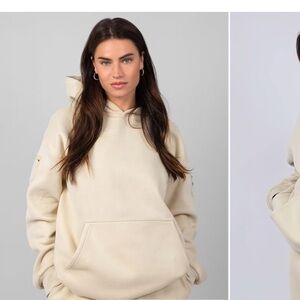 Comfrt Travel Essentials Hooded Sweatshirt Unisex XL